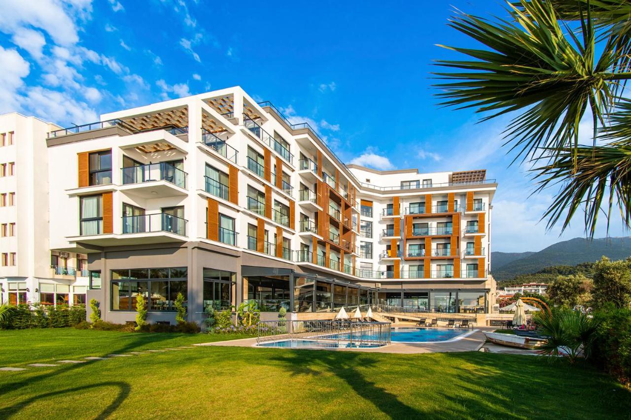 Maia Luxury Beach Hotel & Spa Guzelcamlı Exterior foto
